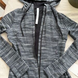 Lululemon hooded define jacket nulu